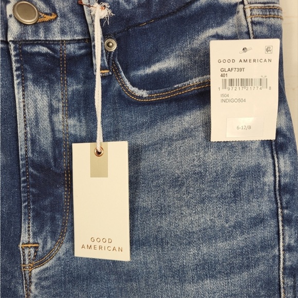 Good American Always Fits Skinny Jeans - Picture 11 of 12
